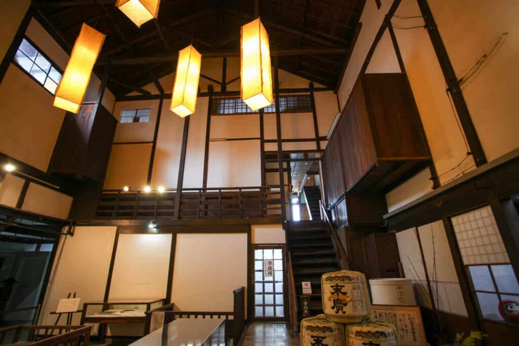 Eine traditionelle Sake-Brauerei in Japan.