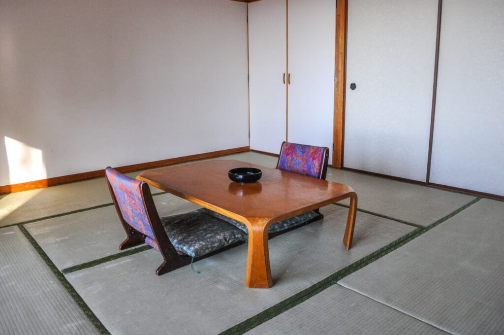 Gästezimmer im Ryokan Sakura Sakura Onsen in Kirishima.