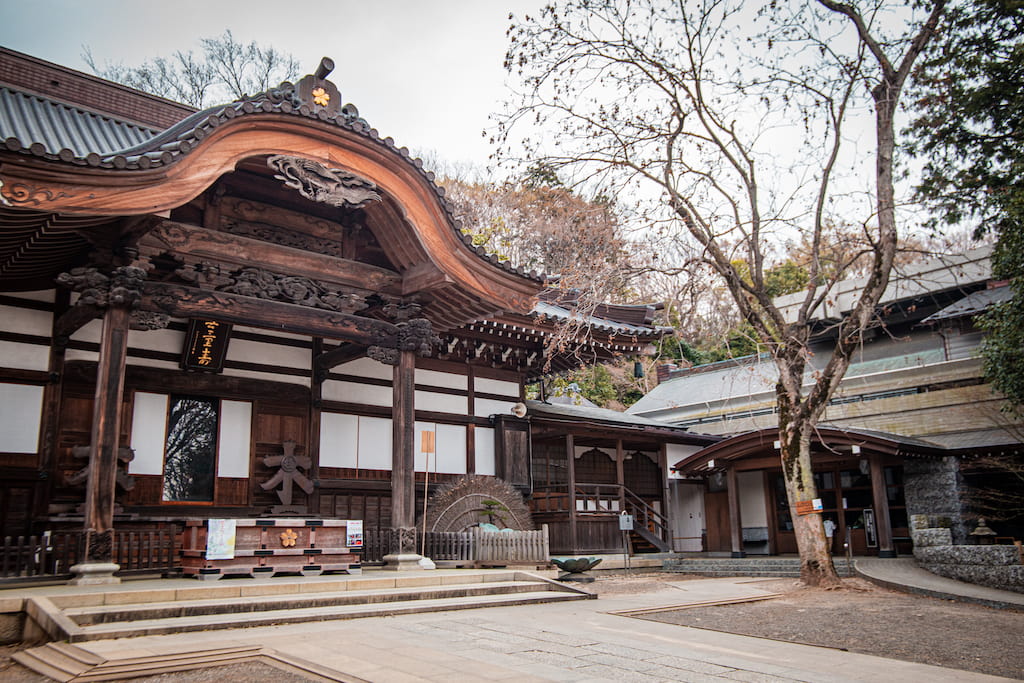 Hauptgebäude des Jindaiji-Tempels