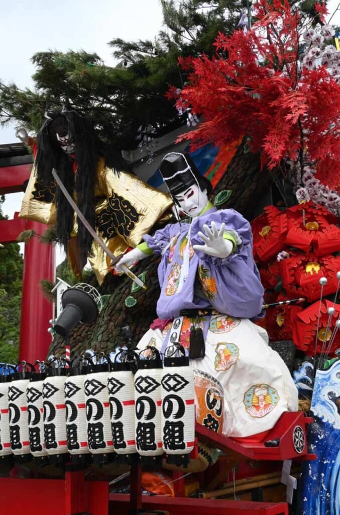 Traditionelle Figur auf einem der Festwagen des Morioka Aki Matsuri