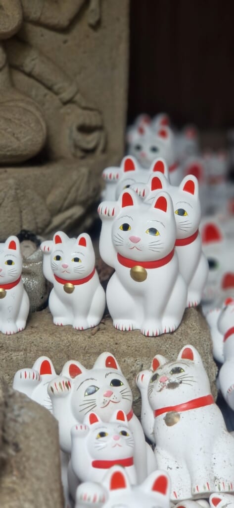 Maneki-neko-Figuren in Japan