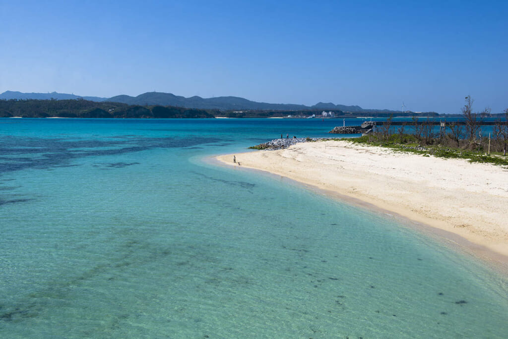 Mare e spiaggia di Yanbaru, nel nord di Okinawa