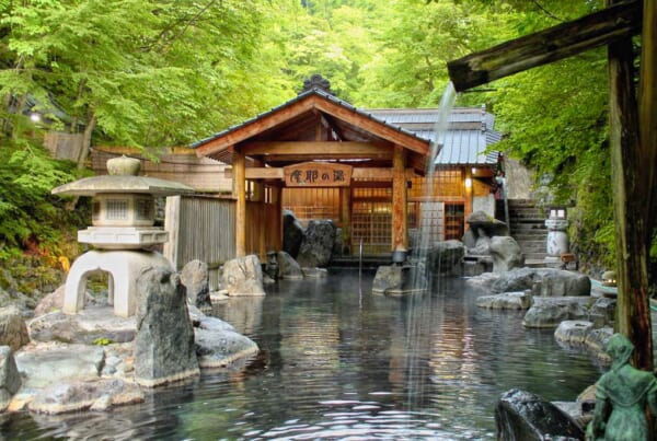 Maya onsen a Takaragawa, bagno per sole donne