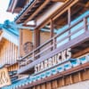 Starbucks in un edificio tradizionale a Ise
