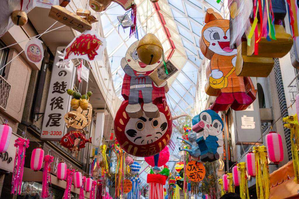 Decorazioni nella strada di Asagaya