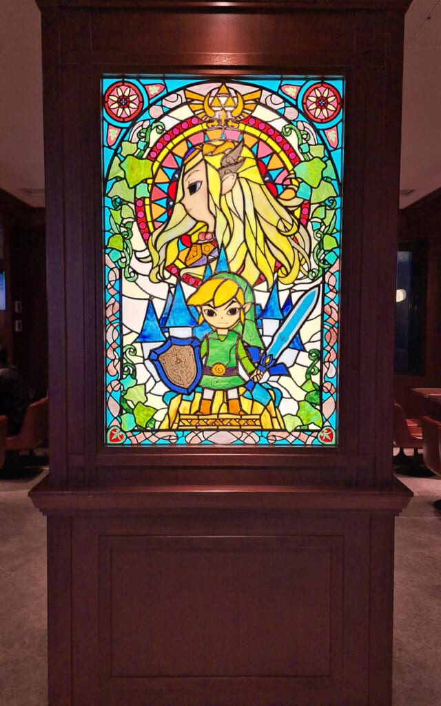 Vetrata decorata a tema Zelda