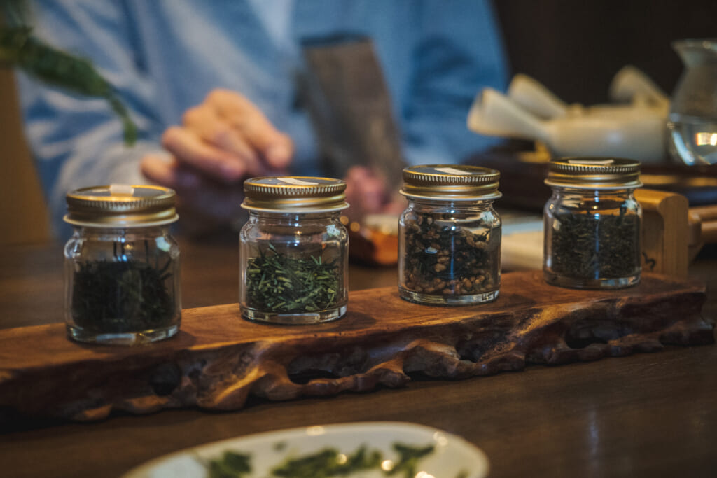 Degustazione di tè verde giapponese